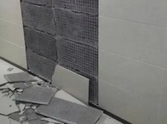 德州市瓷砖空鼓维修公司分享下德州市墙砖松动维修的知识